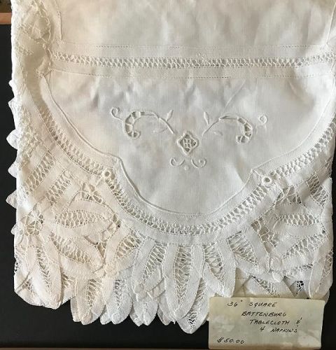 36" Square tablecloth with 4 napkins